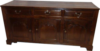 Engelse Dresser - gMR3628.jpg